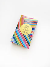 Load image into Gallery viewer, Rainbow One Line a Day Journal : A Five-Year Memory Book